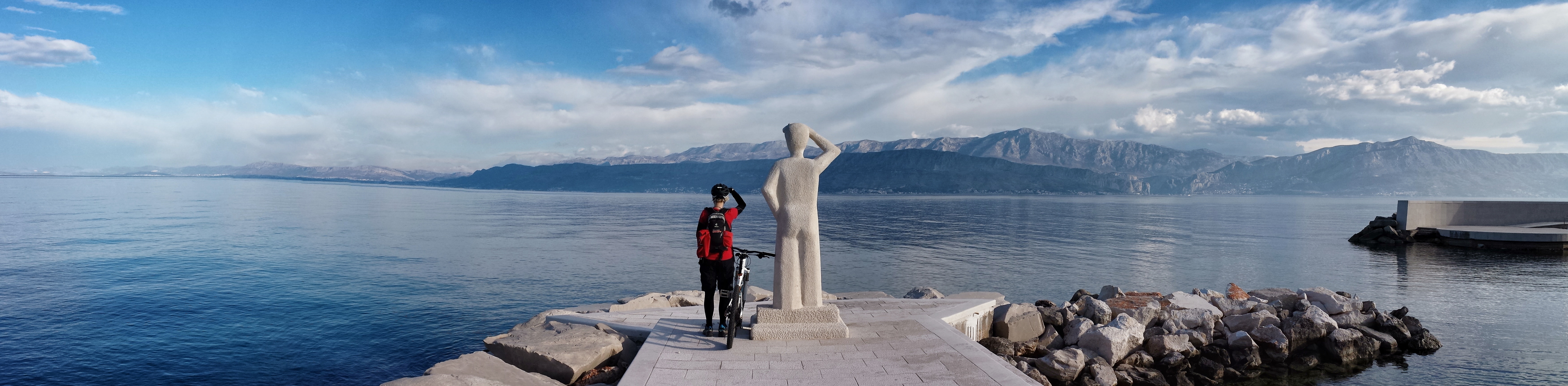 Cycling on Brac island