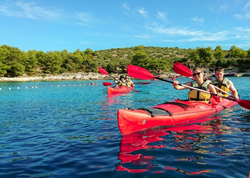 Daily sea kayaking to Pakleni islands