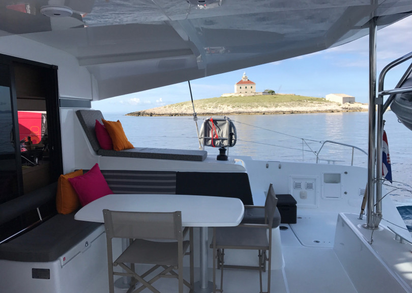 What is the difference between Standard and Premium sailing category