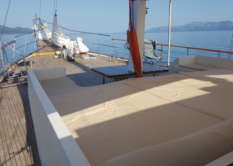 wooden-gulet-daily-sailing-croatia